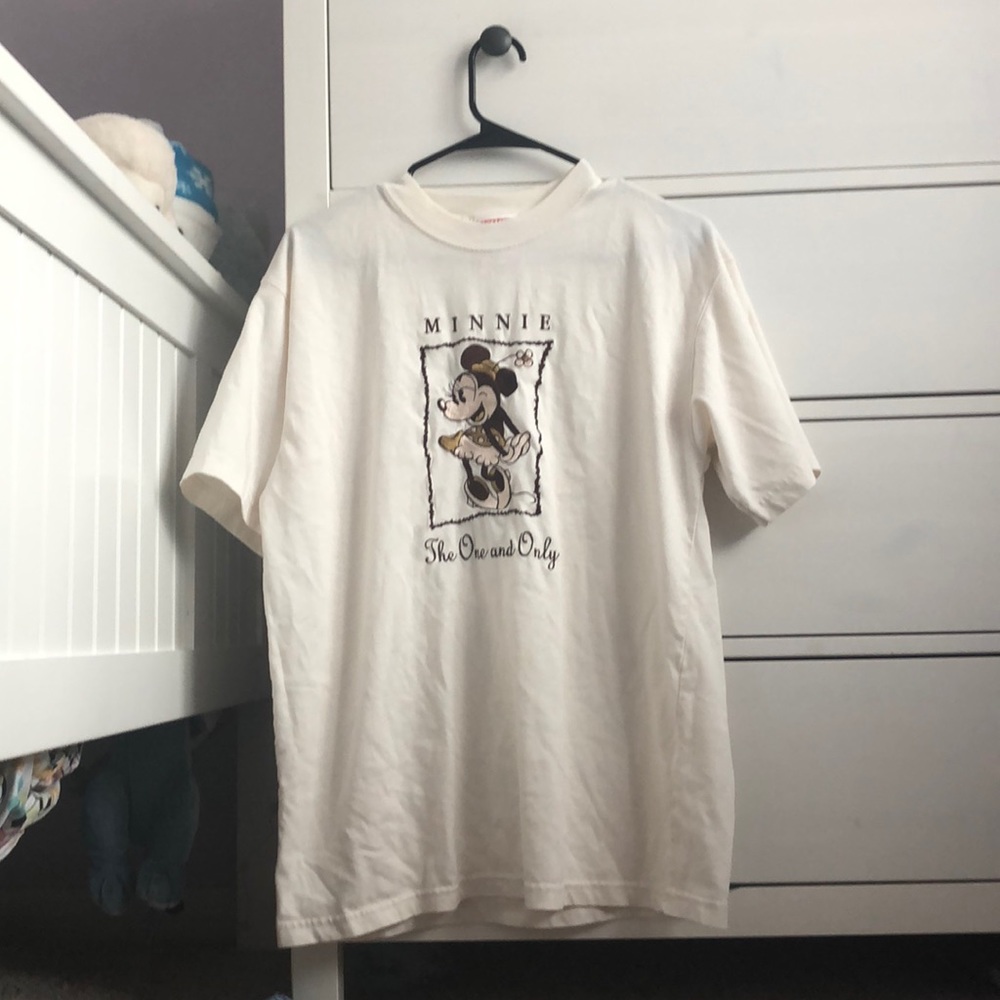 vintage minnie mouse tee!
